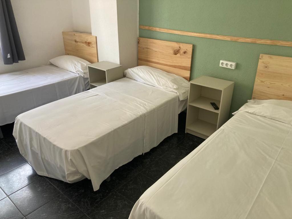 Malvarrosa Beach Rooms Valenza Esterno foto