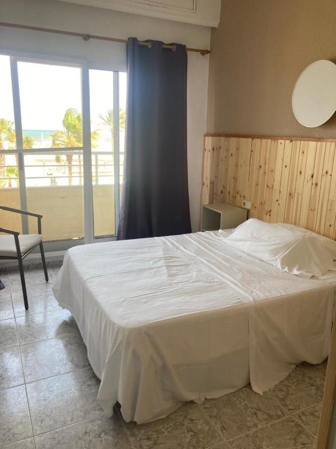 Malvarrosa Beach Rooms Valenza Esterno foto