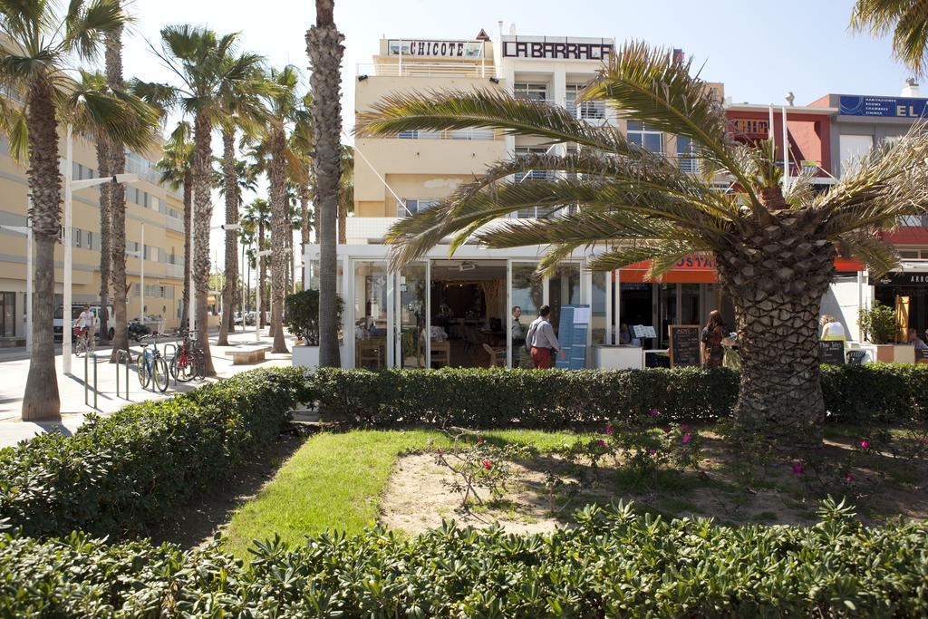 Malvarrosa Beach Rooms Valenza Esterno foto
